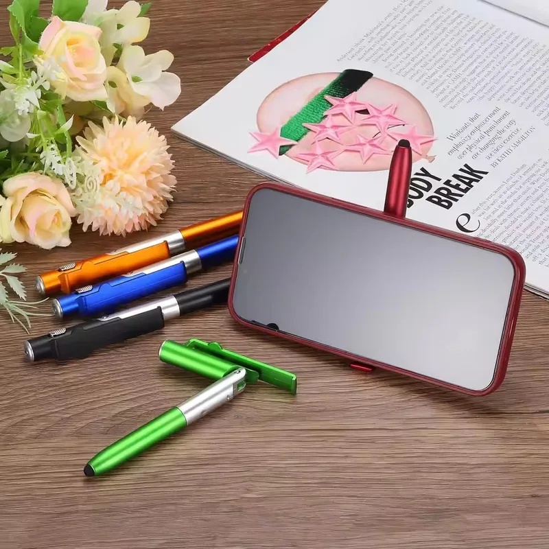 Długopis wielofunkcyjny 4 w 1  – Home Office Setup Ideas recenzja i cena